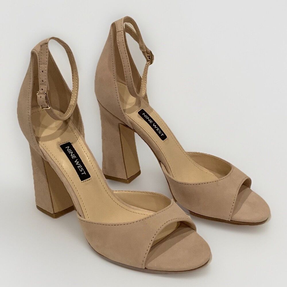 Nine West Women’s 6.5 M Gavyn Ankle Strap Open Toe Sandal Block Heel Suede Tan